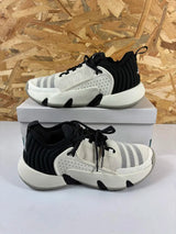 Chaussures Basketball Adidas Trae Unlimited Homme – 41 1/3 – IF5609