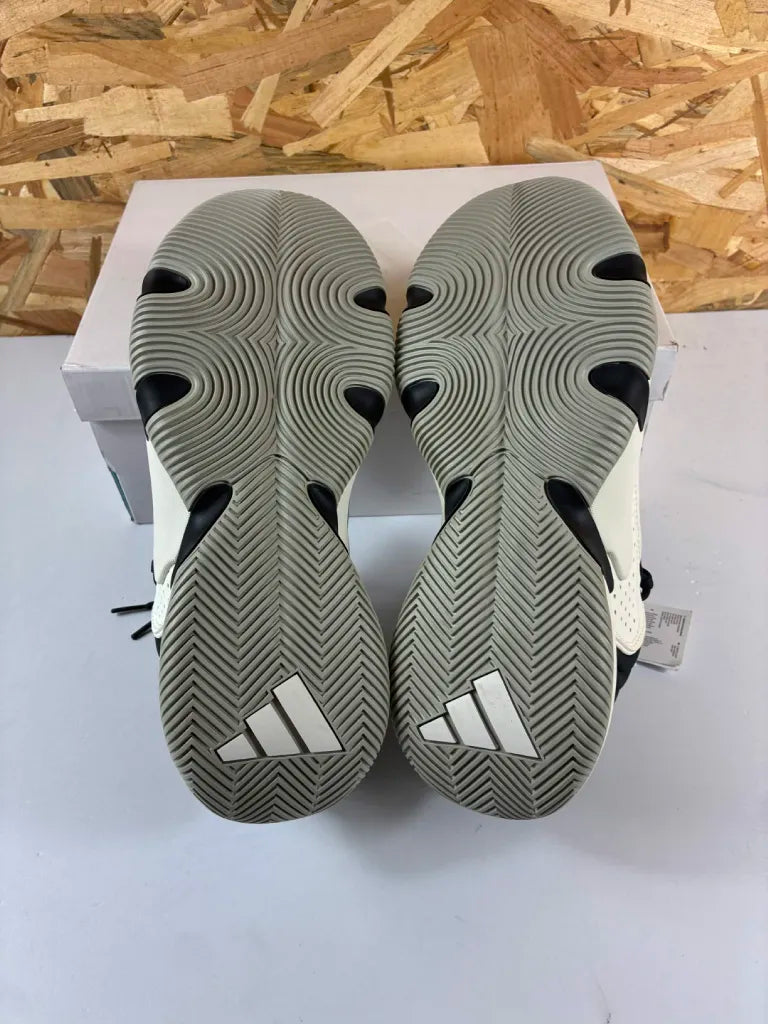 Chaussures Basketball Adidas Trae Unlimited Homme – 41 1/3 – IF5609