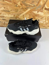 Chaussures Basketball Adidas Trae Young 3 Homme – 38 – IE9362