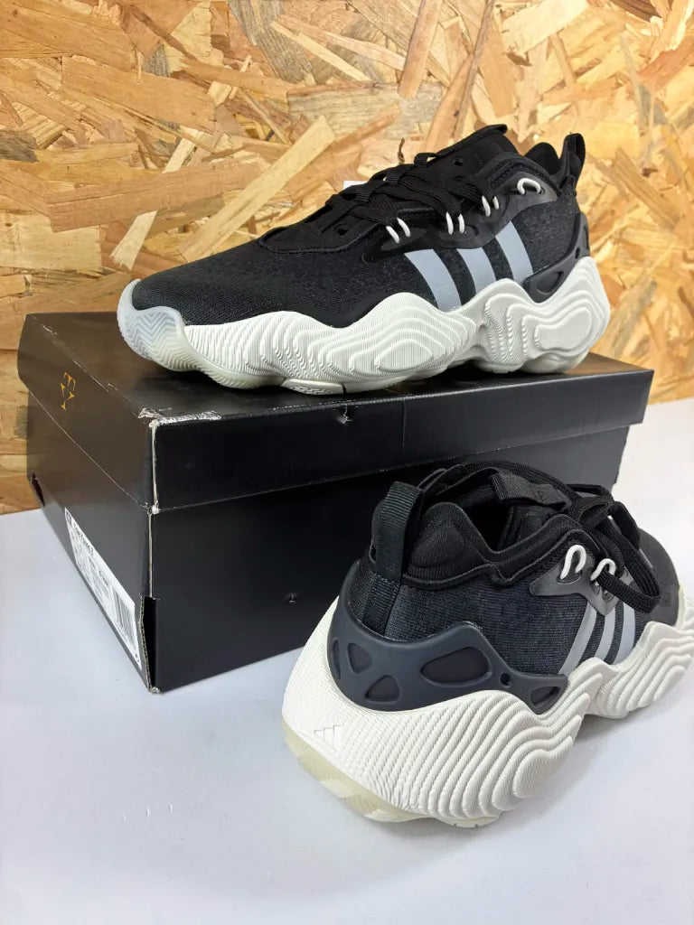 Chaussures Basketball Adidas Trae Young 3 Homme – 38 – IE9362