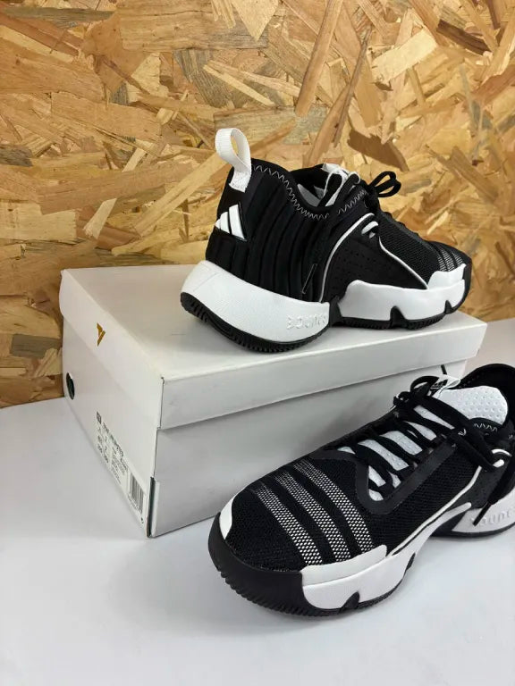 Chaussures Basketball Adidas Trae Unlimited Homme – 40 2/3 – HQ1020