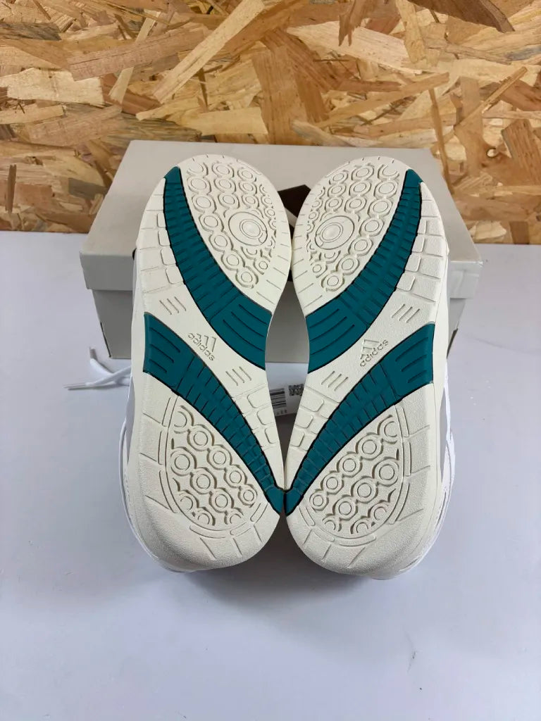 Chaussures Basketball Adidas Midcity Low Homme – 44 2/3 – ID5403