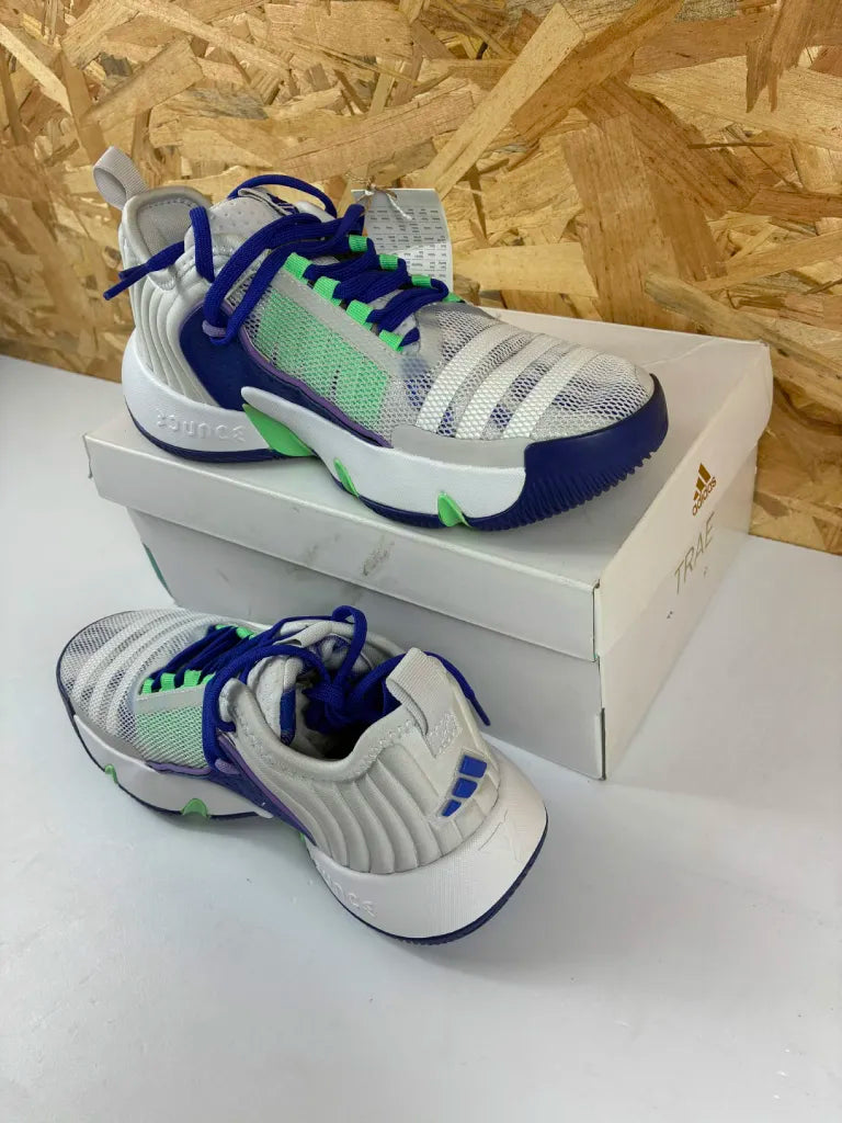 Chaussures Basketball Adidas Trae Unlimited J Enfant – 36 – HQ3459
