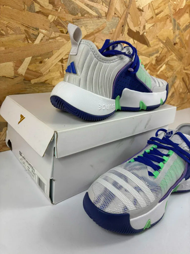 Chaussures Basketball Adidas Trae Unlimited J Enfant – 36 – HQ3459