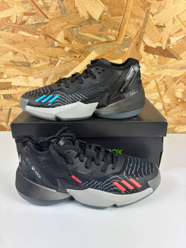 Chaussures Basketball Adidas D.O.N. Issue 4 Homme – 40 2/3 – HR0714