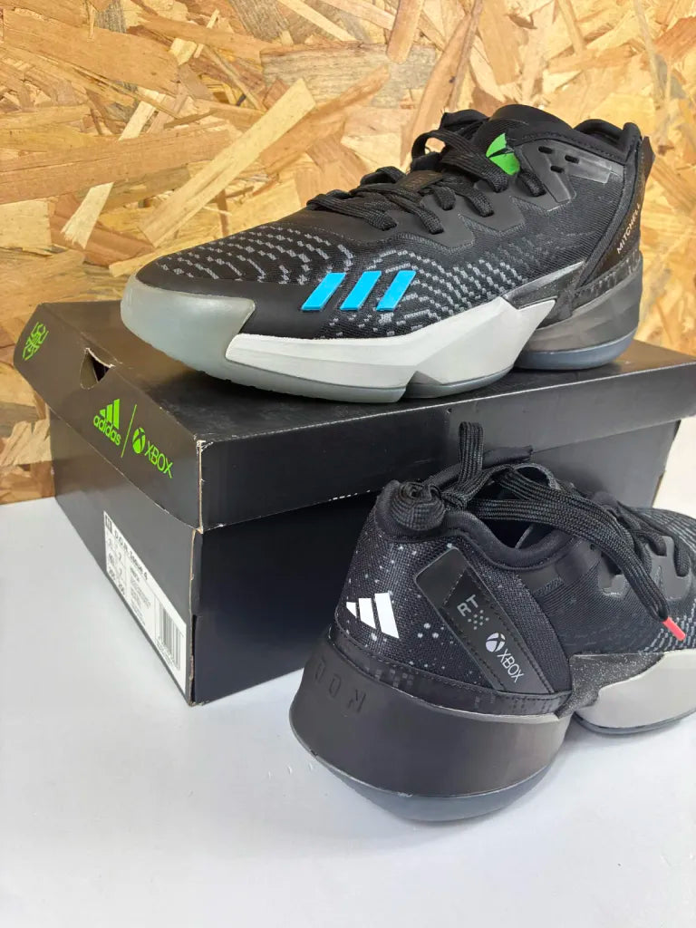 Chaussures Basketball Adidas D.O.N. Issue 4 Homme – 40 2/3 – HR0714