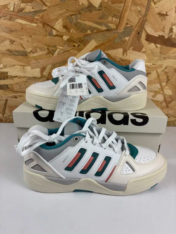Chaussures Basketball Adidas Midcity Low Homme – 40 2/3 – ID5403