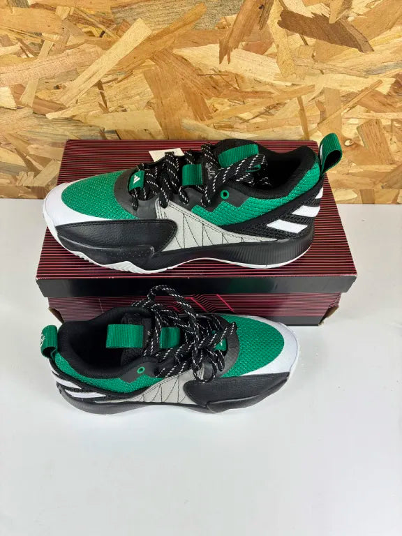 Chaussures Basketball Adidas Dame Certified Femme – 39 1/3 – ID1808