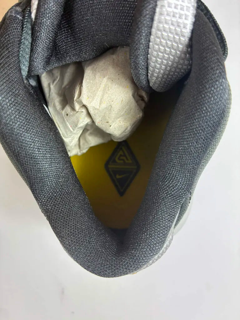 Chaussures Enfant Nike Zoom Freak 1 GS Basketball – 38,5 – BQ5633-050