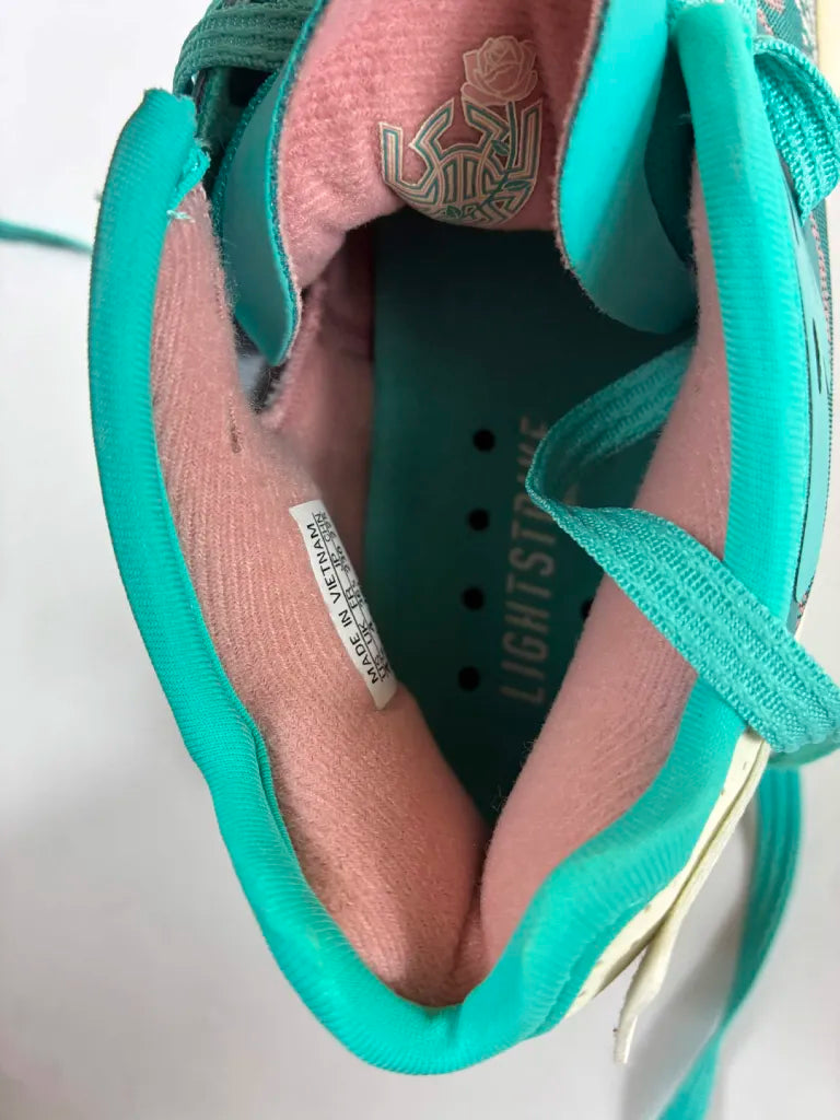 Adidas D.O.N. Issue 4 J Enfant 36 2/3 – Chaussures de Basketball HQ3448