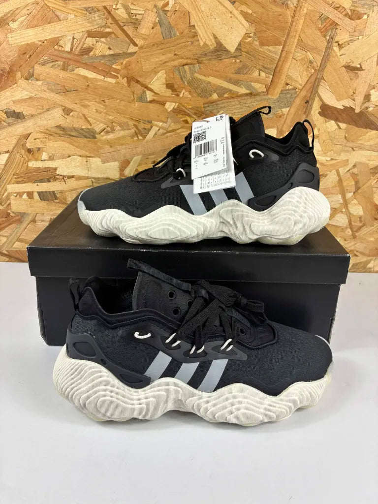 Adidas Trae Young 3 Homme 40 – Chaussures de Basketball IE9362