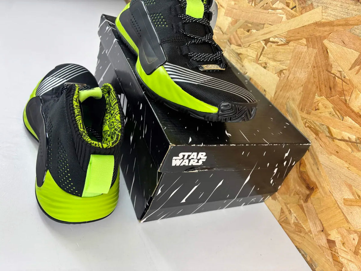Adidas Dame 5 J Star Wars Enfant 38 – Chaussures de Basketball EH2470
