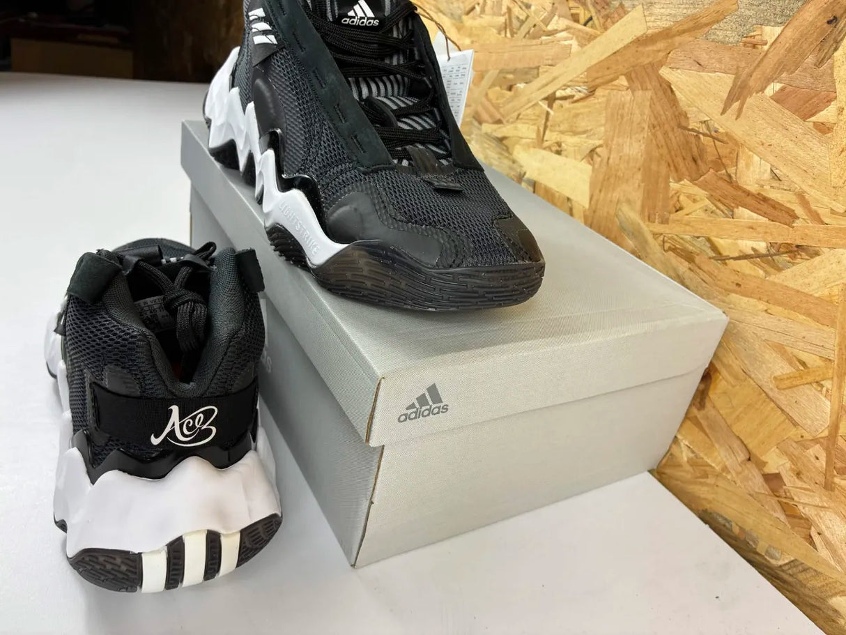 Adidas Exhibit B Candace Parker Femme 40 – Chaussures de Basketball GZ2349