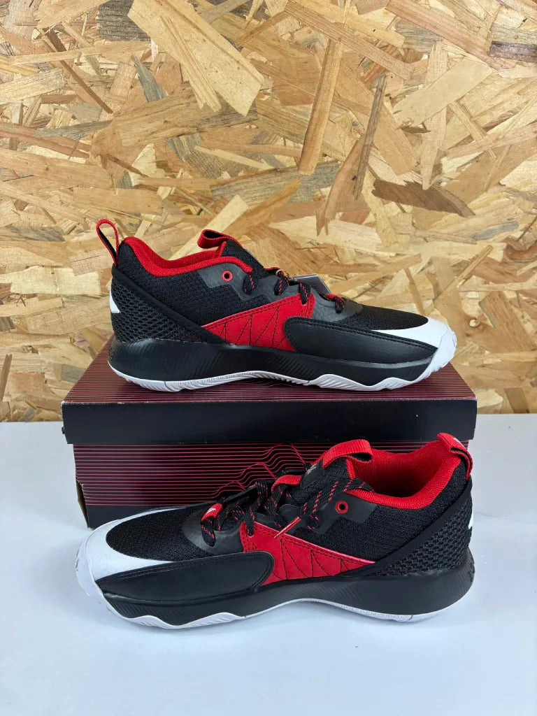 Adidas Dame Certified Homme 41 1/3 – Chaussures de Basketball HR0728