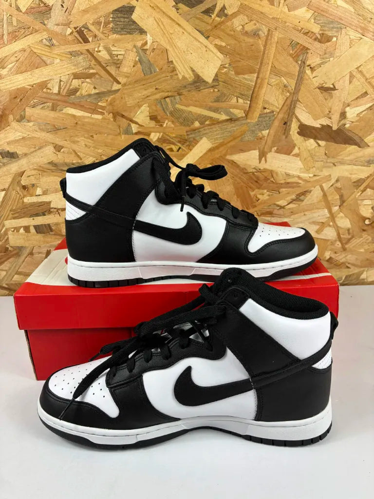 Nike Dunk High Retro Homme 44,5 – White Black Orange DD1399-105