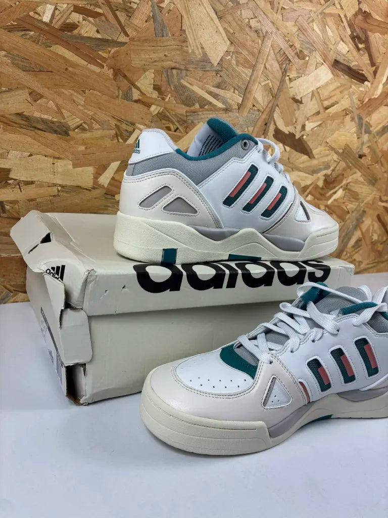 Adidas Midcity Low 43 1/3 – Chaussures Basketball ID5403