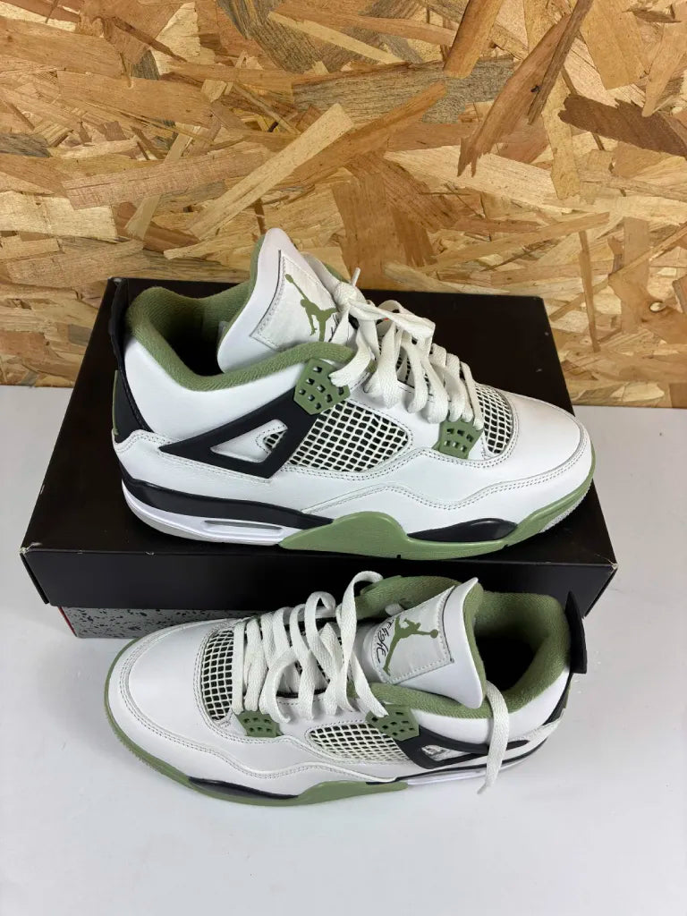 Air Jordan 4 Retro Femme 42 – White Oil Green AQ9129-103