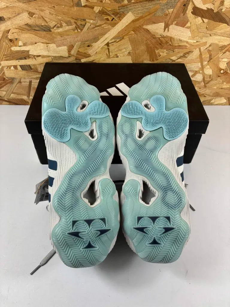 Chaussures de Basketball Homme Adidas Trae Young 3 IF2709 – 46 2/3