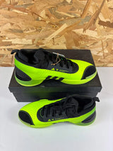 Chaussures de Basketball Homme Adidas D.O.N. Issue 5 IE7801 – 45 1/3