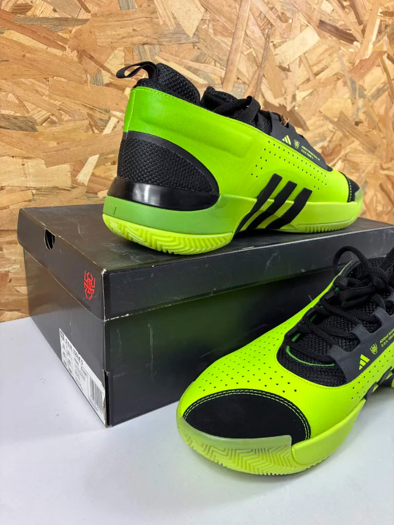 Chaussures de Basketball Homme Adidas D.O.N. Issue 5 IE7801 – 45 1/3