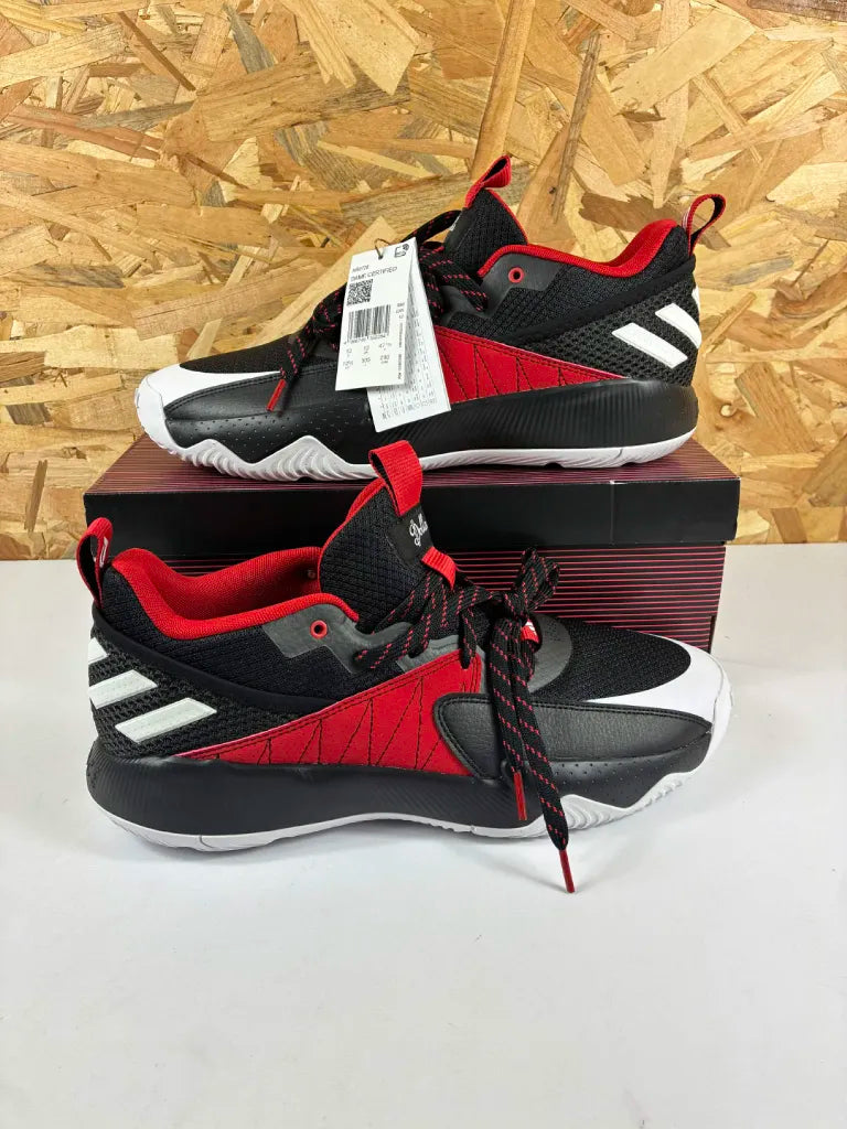 Chaussures de Basketball Homme Adidas Dame Certified HR0728 – 47 1/3