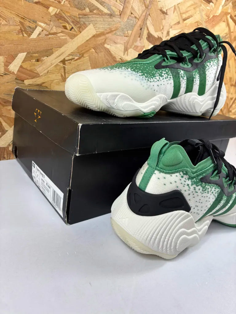 Chaussures de Basketball Homme Adidas Trae Young 3 IE2703 – 40 2/3