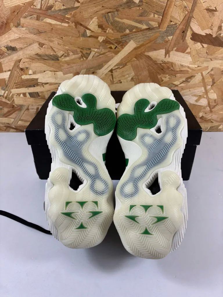 Chaussures de Basketball Homme Adidas Trae Young 3 IE2703 – 40 2/3