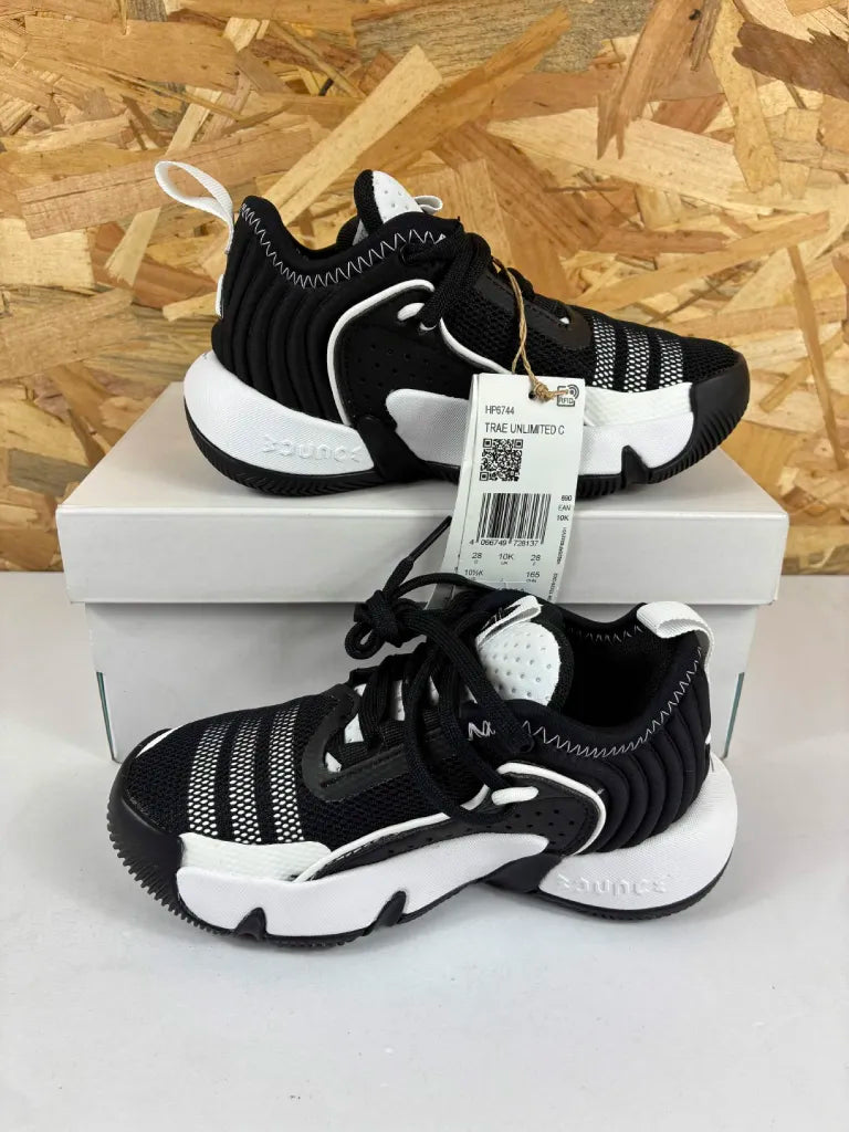 Adidas Trae Unlimited C Enfant Noir Blanc – 28 – HP6744