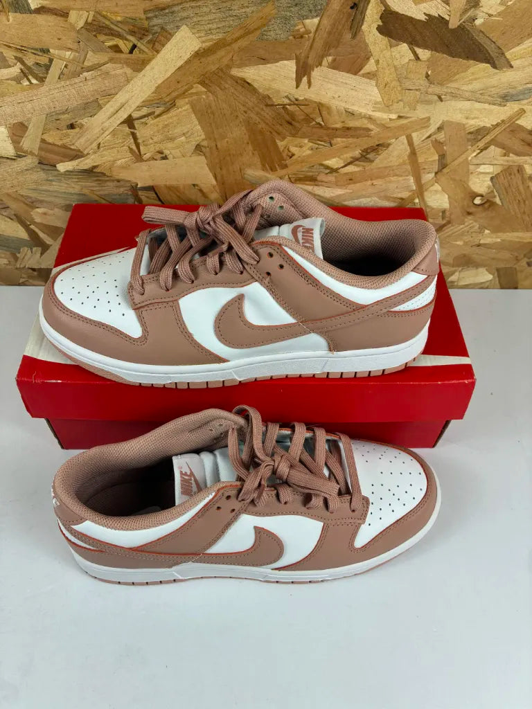 Nike Dunk Low Femme Blanc Rose – 42,5 – DD1503-118