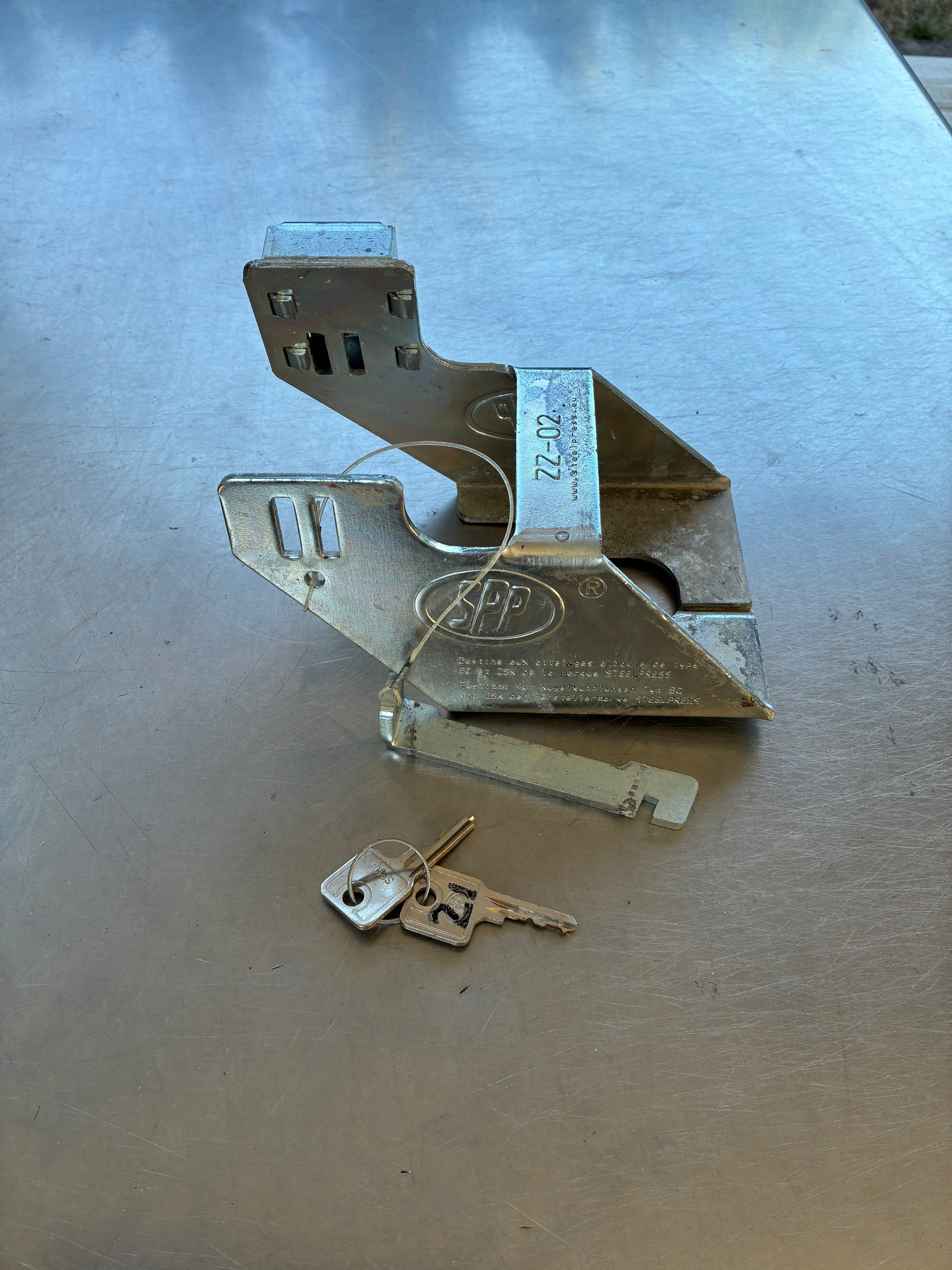 Antivol remorque universel Steelpress ZZ-02 – Occasion très bon état