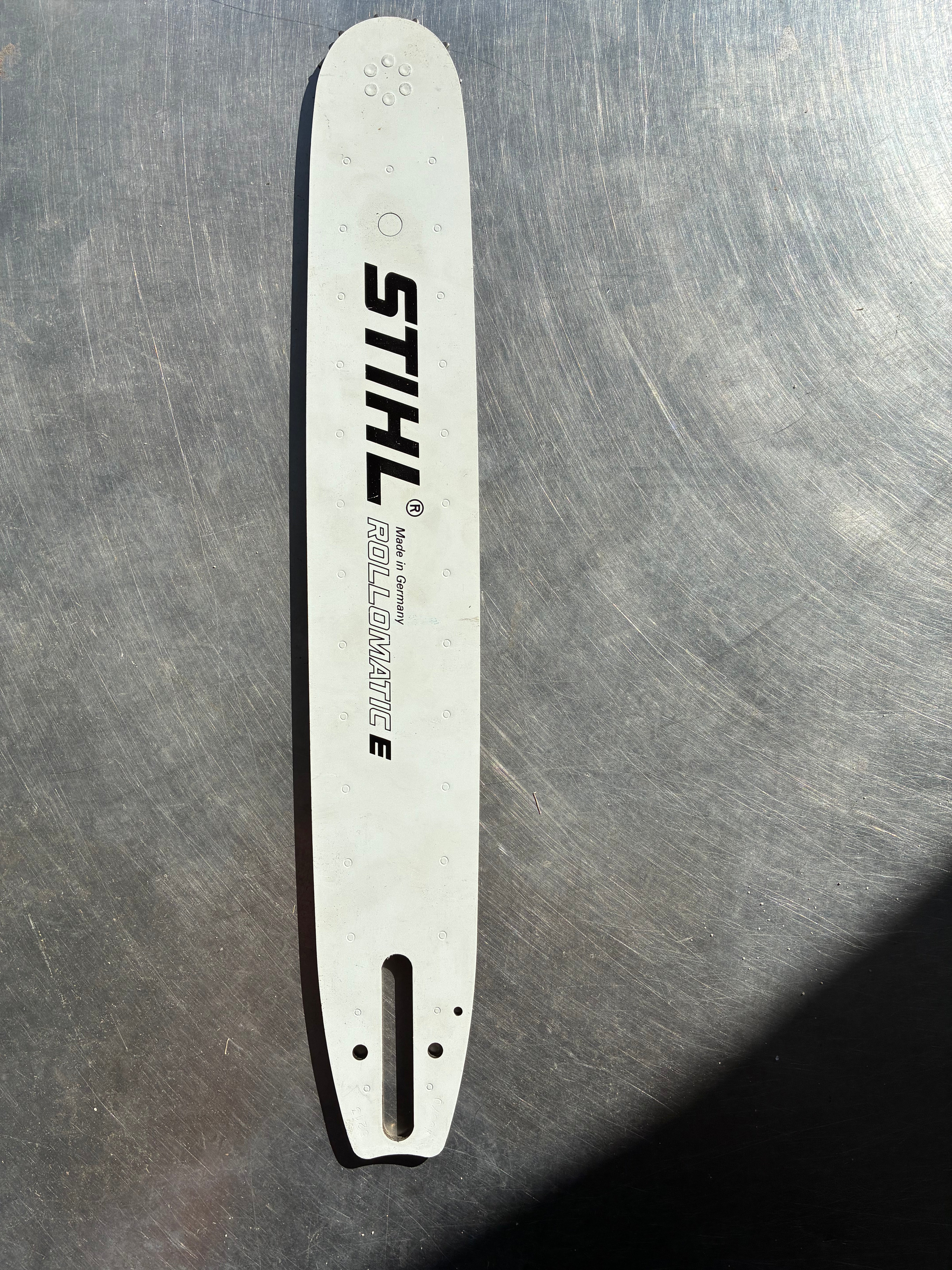 Guide-chaîne STIHL Rollomatic E 40 cm 3/8" 1.6 mm - Réf 3003-000-5213 (occasion)