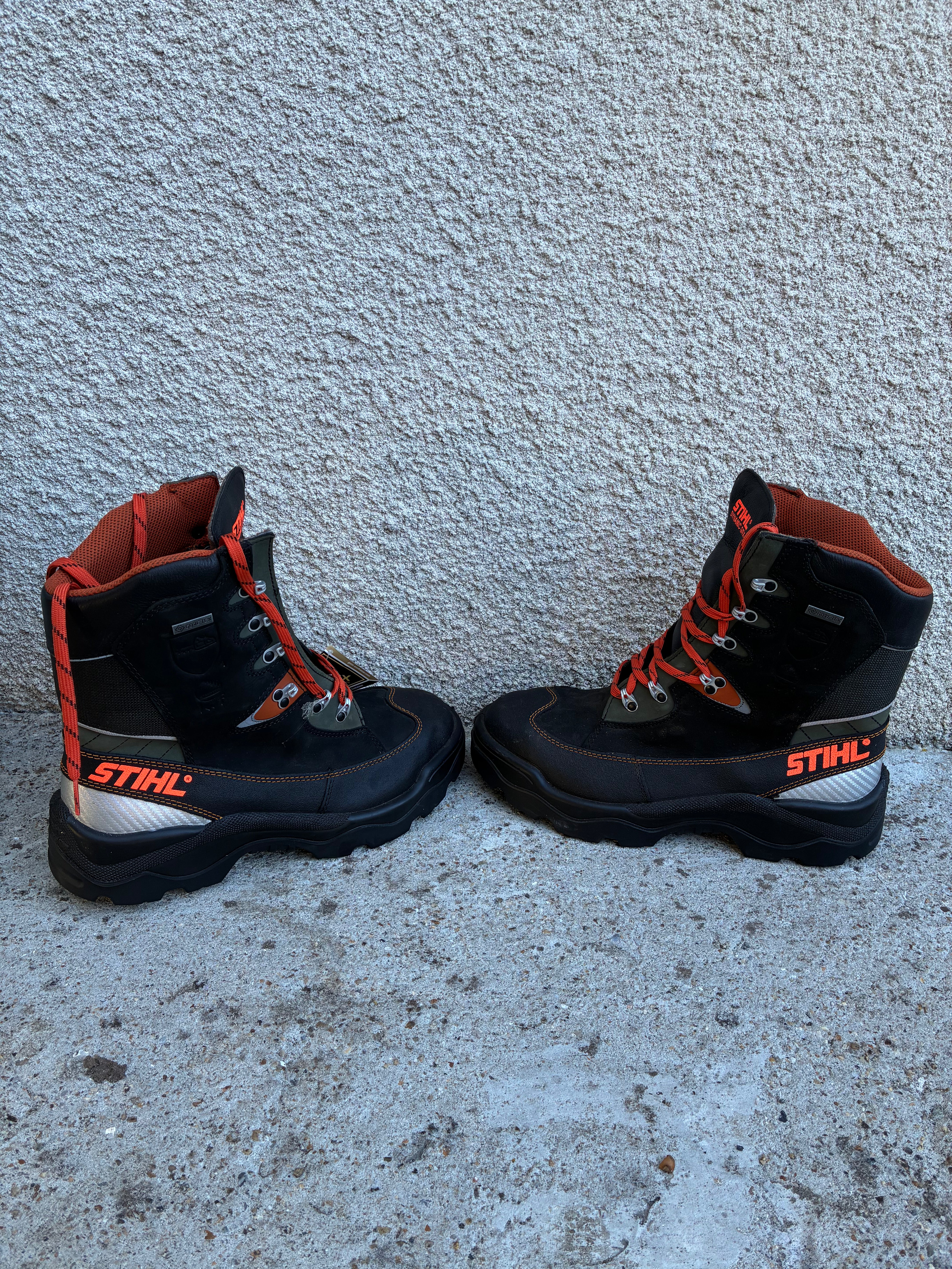 Chaussures anti-coupures STIHL Dynamic GTX cuir acier tronçonneuse neuves T44