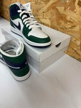 Air Jordan 1 Mid SE Seahawks Femme Vert Bleu Marine – 40