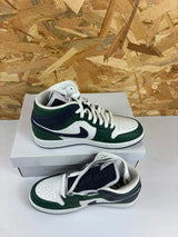 Air Jordan 1 Mid SE Seahawks Femme Vert Bleu Marine – 40
