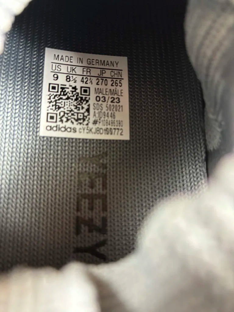 Baskets Adidas Yeezy 450 Stone Grey – Chaussures Sneakers – 42 2/3