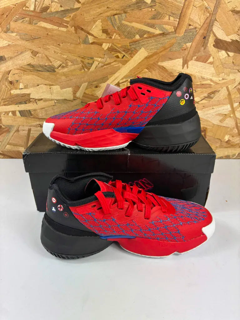 Baskets Adidas D.O.N. Issue 4 J – Chaussures Basketball Enfant – 36 2/3