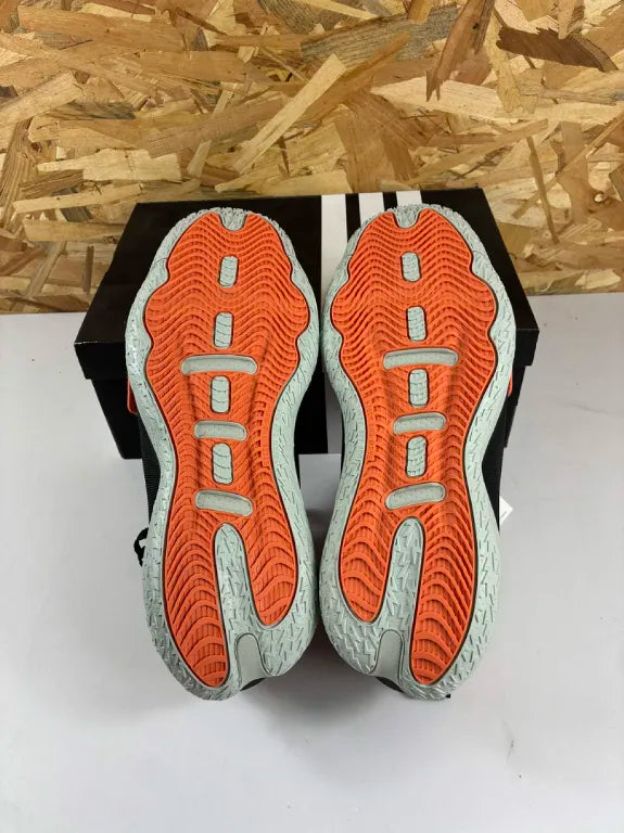 Baskets Adidas Dame 8 Extply – Chaussures Basketball Homme – 46