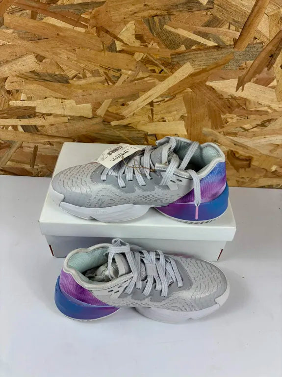 Baskets Adidas D.O.N. Issue 4 J – Chaussures Basketball Enfant – 36