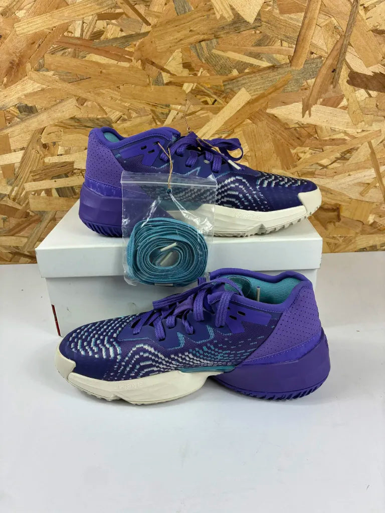 Baskets Adidas D.O.N. Issue 4 J – Chaussures Basketball Enfant – 38 2/3