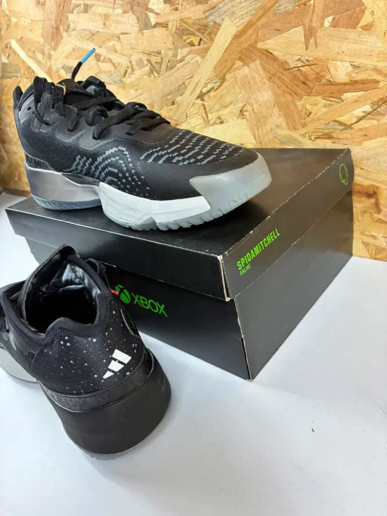 Baskets Adidas D.O.N. Issue 4 – Chaussures Basketball Homme – 42.
