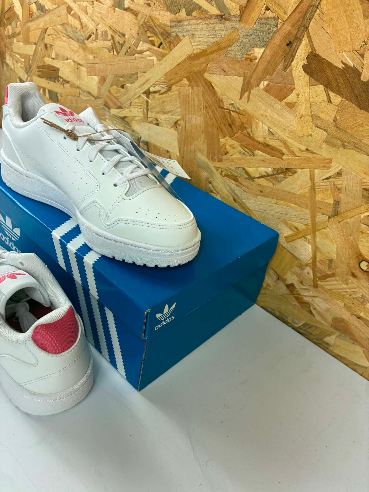 Baskets Adidas NY 90 J Junior 36 2/3 Blanc Rose FX6473
