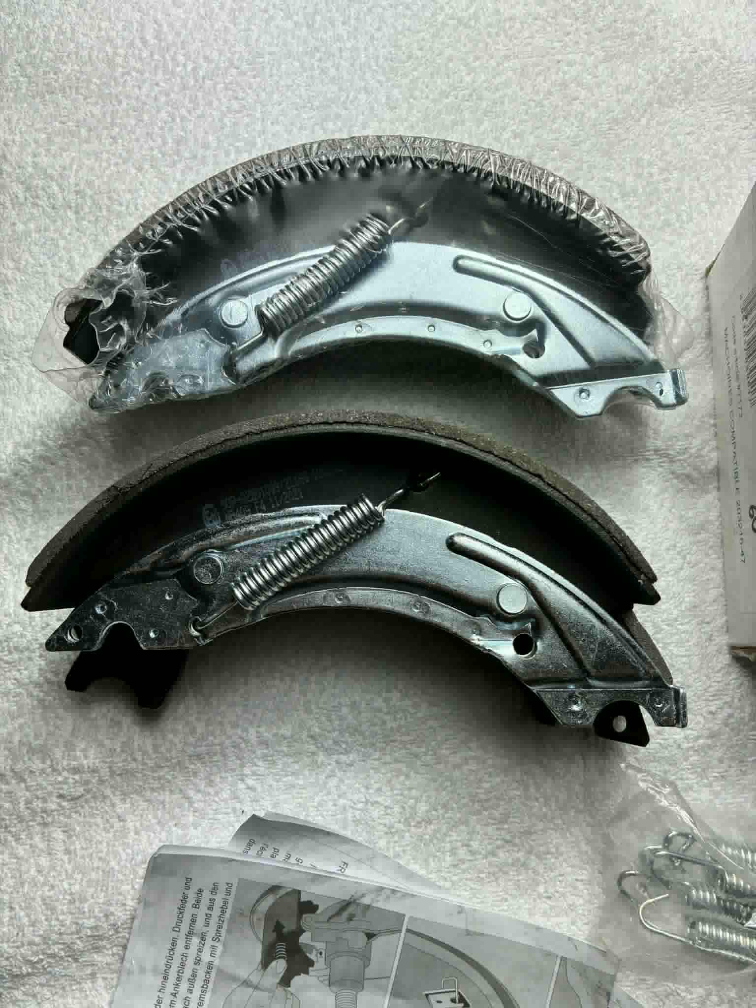 Garnitures de frein Knott 203.2x40 type 20.32-1647 originales Réf 20161647