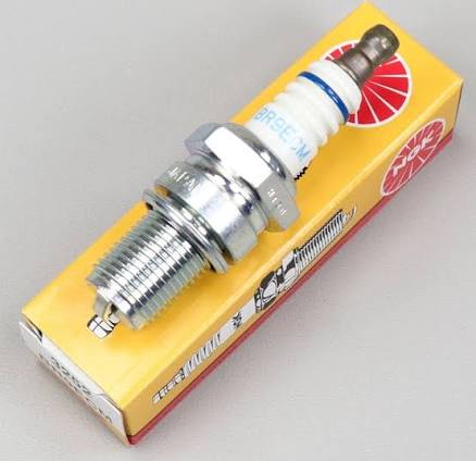 Bougie d’allumage NGK BR9ECM – Moto 2T, Scooter, Quad – 14 mm