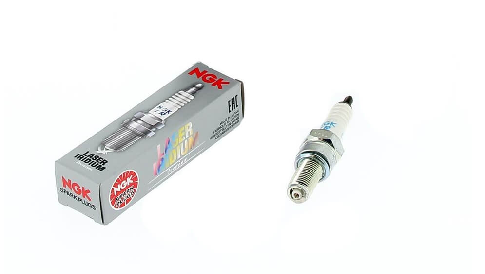 Bougie NGK Iridium SILMAR8A9S – Honda Africa Twin 1000/1100, NT1100, Hornet 750